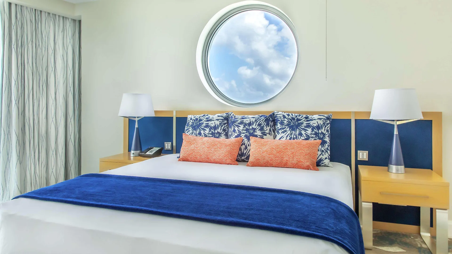 Hotel Harbor Club St Lucia Curio Collection By Hilton Rodney Bay 4*,